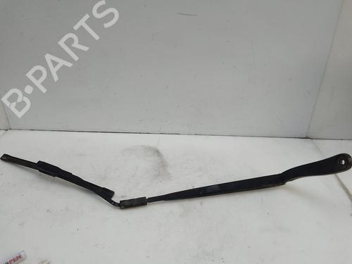 Used Front windshield wiper arm FORD TRANSIT COURIER B460 Box Body/MPV 1.5 TDCi (75 hp) 29396786