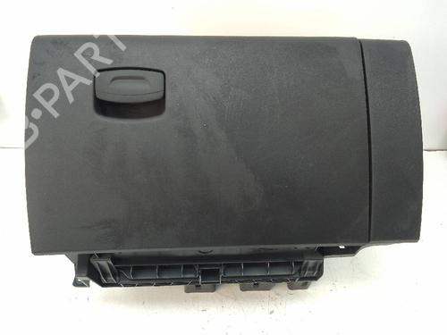 Used Glove box RENAULT KADJAR (HA_, HL_) [2015-2025]  18839875