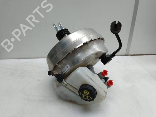 Used Brake master cylinder Brake master cylinder LAND ROVER RANGE ROVER VELAR (L560) 2.0 P250 Si4 4x4 (250 hp) 18578090 18578090