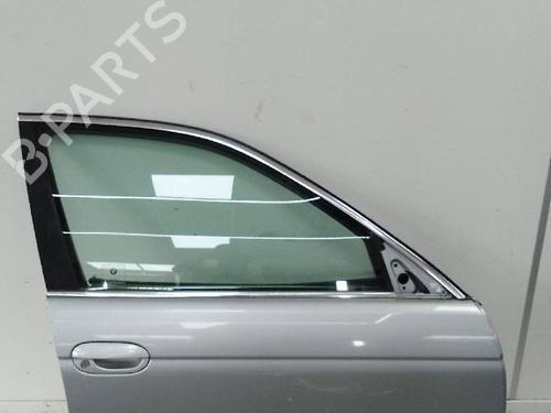 Right front door BMW 5 (E39) 528 i | BP25466083C3