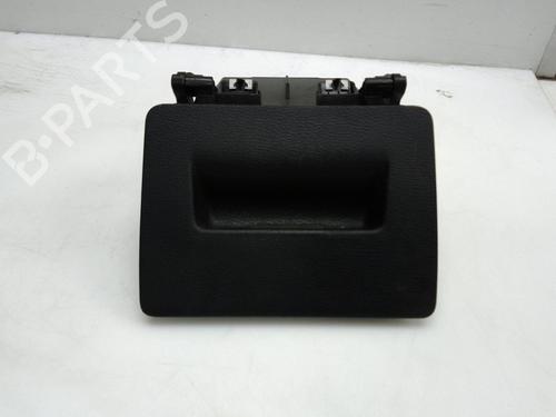 Used Glove box Glove box BMW X2 (F39) sDrive 18 d (150 hp) 18580321 18580321