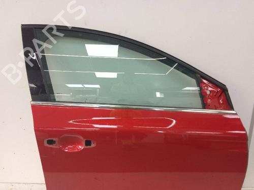 Used Right front door RENAULT MEGANE IV Hatchback (B9A/M/N_) 1.3 TCe 115 (B9N9) (116 hp) 25468368