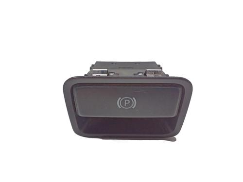 switch-mercedes-benz-cla-coupe-c117-2013-2014-2015-2016-2017-2018-2019-32848673 main image