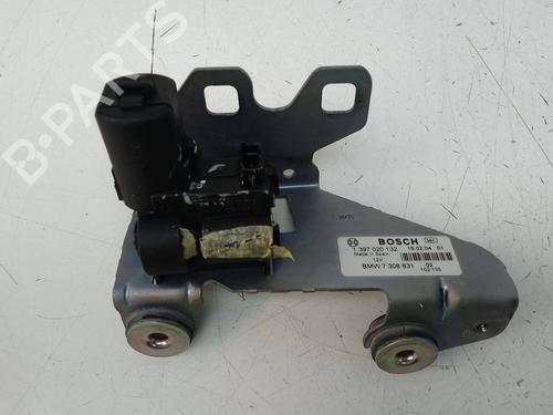 Used Tailgate lock Tailgate lock BMW 5 Touring (F11) 520 d xDrive (190 hp) 19733145 19733145