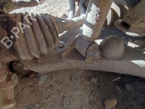 Used Left front driveshaft MITSUBISHI PAJERO III (V7_W, V6_W) 3.2 Di-D (V68W) (160 hp) 26172894
