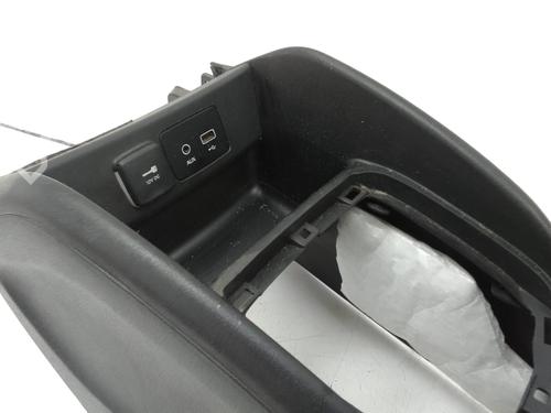 Middle console FIAT TIPO Saloon (356_, 357_) 1.3 D (356SXB1A, 356SXH1A, 356SXD1A) | BP20165466I22 - Image 6