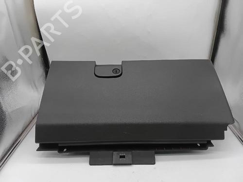 Used Glove box NISSAN X-TRAIL I (T30) 2.2 Di 4x4 (114 hp) 26932909