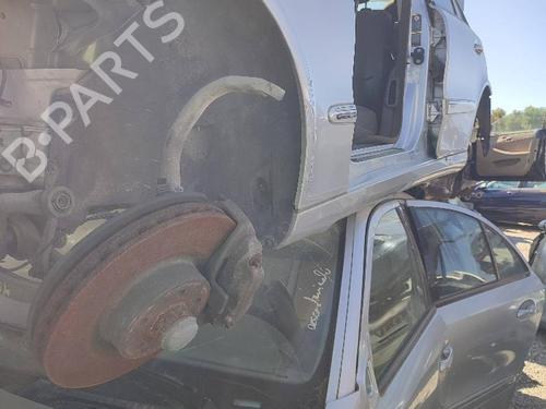Used Left front steering knuckle MERCEDES-BENZ E-CLASS (W211) E 320 CDI (211.022) (224 hp) 18597139