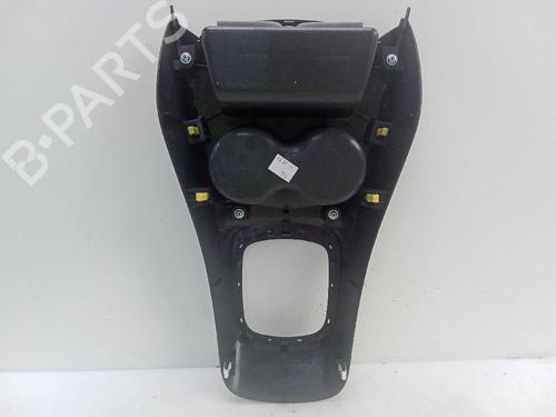 Used Cup/Object holder TOYOTA YARIS (_P13_) 1.5 (NSP131_) (112 hp) 18573300
