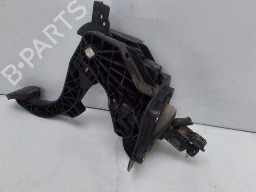 Clutch pedal PEUGEOT RIFTER 1.5 BlueHDi 130 | BP29385505I13 