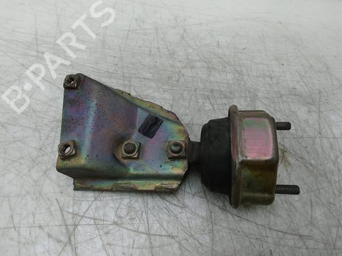 Used Engine mount Engine mount AUDI Q3 (8UB, 8UG) 2.0 TDI (150 hp) 21084692 21084692