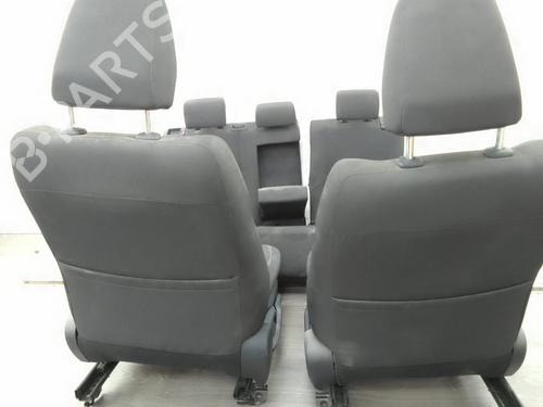 Seats set TOYOTA AURIS Estate (_E18_) 1.6 (ZRE185_) | BP29477459C78 