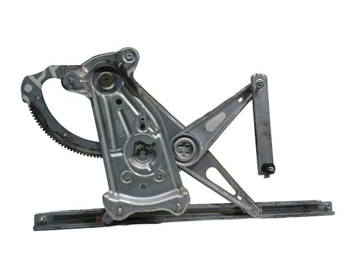 Rudehejsemekanisme Højre foran RENAULT MEGANE III Grandtour (KZ0/1) 1.5 dCi (KZ09, KZ0D, KZ1G, KZ29, KZ14, KZ1W, KZ10, KZ1F,... (110 hp) 32315048