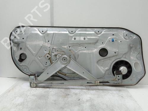 Used Front right window mechanism Front right window mechanism VOLVO C30 (533) D2 (115 hp) 19776671 19776671