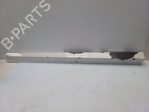 Used Door moulding trim Door moulding trim BMW X3 (G01, F97, G08) xDrive 20 d Mild-Hybrid (190 hp) 22411772 22411772