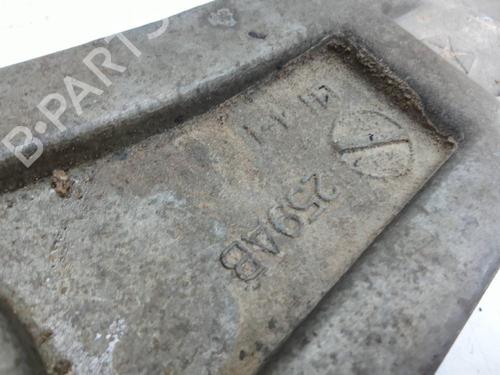 Used Left front suspension arm JEEP CHEROKEE (KL) 2.0 CRD (140 hp) 18577321