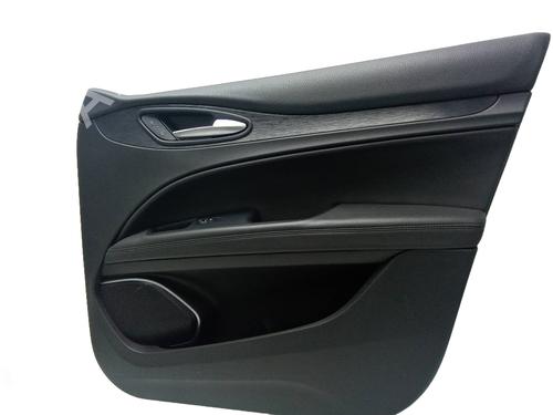 Forreste højre beklædning ALFA ROMEO STELVIO (949_) 2.2 D Q4 (949.AXB2A) (209 hp) 18592759