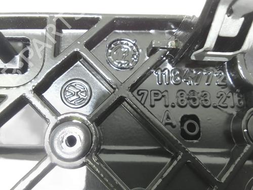 Middle console VW TOUAREG (7P5, 7P6) 3.0 V6 TDI | BP32494691I22