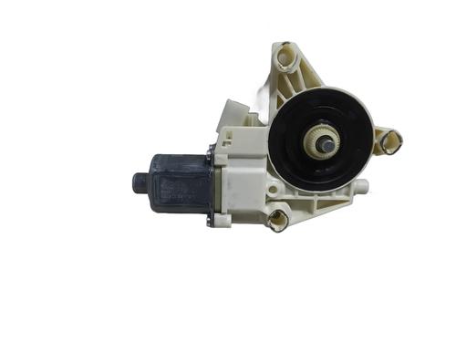 Used Left front window motor Left front window motor MERCEDES-BENZ C-CLASS (W204) C 180 CGI (204.031) (156 hp) 35722469 35722469