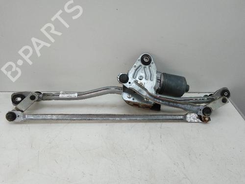 Essuie-glace moteur avant AUDI A6 C6 Avant (4F5) 3.0 TDI quattro (225 hp) 26054679
