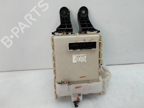 Used Fuse box VW TRANSPORTER T4 Van (70A, 70H, 7DA, 7DH) 1.9 D (60 hp) 23217486