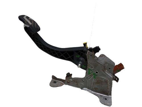 Pedal embraiagem Pedal embraiagem RENAULT KANGOO / GRAND KANGOO II (KW0/1_) 1.5 dCi 75 (KW07, KW10, KW04) (75 hp) 39668113 39668113