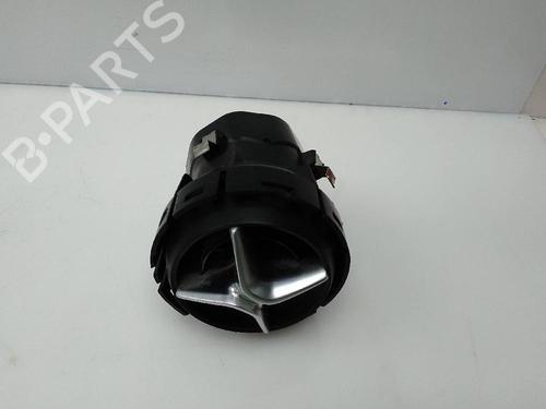 Used Air vent MERCEDES-BENZ A-CLASS (W176) A 180 CDI / d (176.012) (109 hp) 22188429