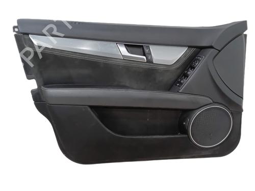 Venstre frontpanel Venstre frontpanel MERCEDES-BENZ C-CLASS (W204) C 180 CGI (204.031) (156 hp) 35722486 35722486