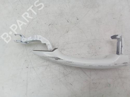 Used Front left exterior door handle AUDI A3 Sportback (8VA, 8VF) 1.6 TDI (115 hp) 18577264