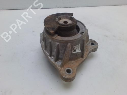 Used Engine mount MERCEDES-BENZ SPRINTER 3,5-t Van (B907, B910) 314 CDI RWD (907.631, 907.633, 907.635, 907.637) (143 hp) 28420771