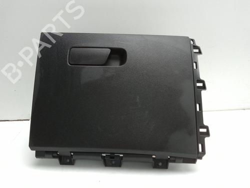 Used Glove box Glove box FIAT 500X (334_) 1.3 D Multijet (334AXH1A) (95 hp) 18579020 18579020