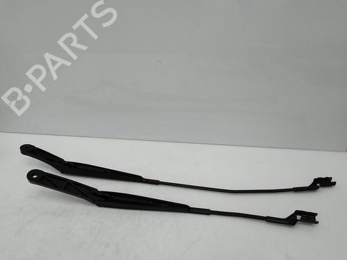 Used Front wipers mechanism SEAT LEON (5F1) 2.0 TDI (150 hp) 28150674