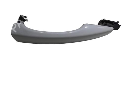 Used Front right exterior door handle Front right exterior door handle 36776168 36776168