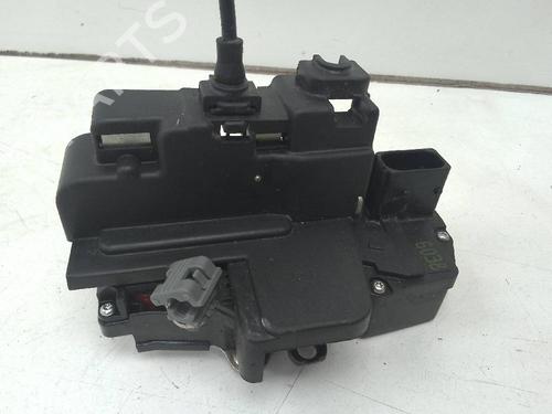 Used Front left lock OPEL ANTARA A (L07) 2.0 CDTI (170 hp) 19582823