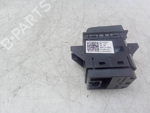 Commutateur AUDI A4 B9 Avant (8W5, 8WD) [2015-2025]  18597320