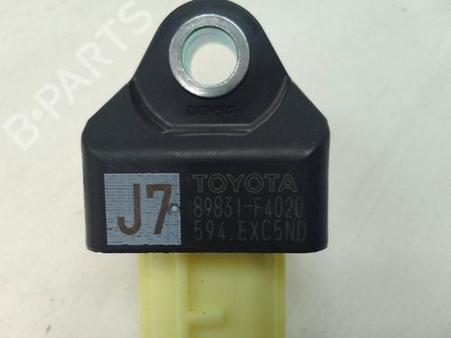 Module électronique VAUXHALL VIVARO LIFE Bus (K0) 2.0 (177 hp) 18597838