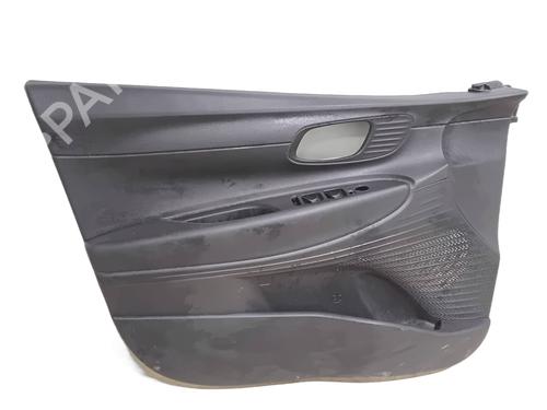 Forra frente esquerda Forra frente esquerda HYUNDAI i20 III (BC3, BI3) 1.2 (79 hp) 39668086 39668086