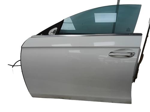 Used Left front door Left front door 39529741 39529741