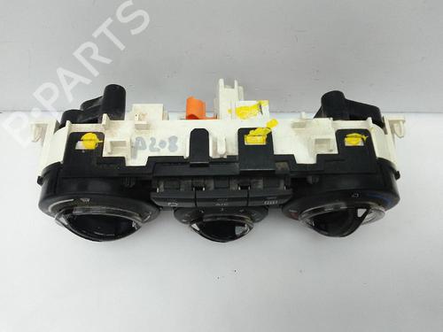 Climate control PEUGEOT 208 I (CA_, CC_) 1.2 VTI 82 | BP23207484I5