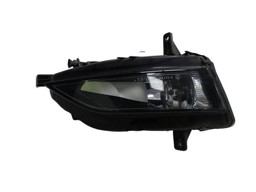 left-front-fog-light-vw-golf-vii-5g1-bq1-be1-be2-2012-2013-2014-2015-2016-2017-2018-2019-2020-2021-26053096 main image