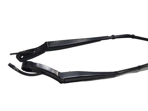 Used Front windshield wiper arm PEUGEOT 5008 II (MC_, MJ_, MR_, M4_) 1.2 THP (MRHNYH, MRHNYW, MRHNSJ, MRHNSU, MRHNSM) (131 hp) 30377201