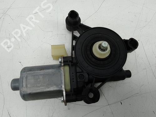 Used Left front window motor Left front window motor SKODA SUPERB III Estate (3V5) 2.0 TDI (150 hp) 18956890 18956890