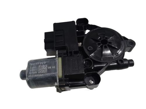 Used Right rear window motor VW T-ROC (A11, D11) 1.0 TSI (116 hp) 30677643