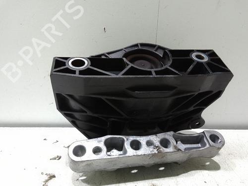 Used Engine mount Engine mount PEUGEOT 208 II (UB_, UP_, UW_, UJ_) 1.5 BlueHDI 100 (102 hp) 34717481 34717481
