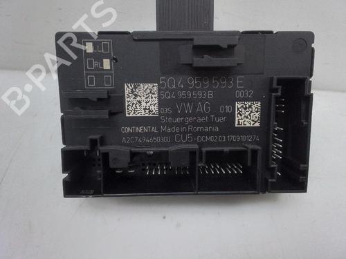 Used Comfort control module SEAT LEON (5F1) 1.2 TSI (110 hp) 18576626