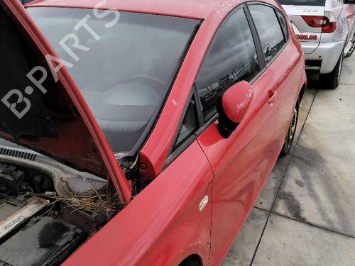 Used Windscreen washer tank SEAT LEON (1P1) 1.9 TDI (105 hp) 18575385