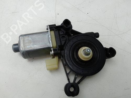 Used Left front window motor Left front window motor AUDI A3 Sportback (8VA, 8VF) 2.0 TDI (150 hp) 18826782 18826782