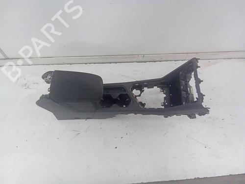 Midtkonsoll VW TIGUAN (AD1, AX1) 2.0 TDI (150 hp) 28149126