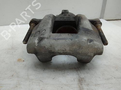 Used Right front brake caliper Right front brake caliper TOYOTA AURIS (_E18_) 1.8 Hybrid (ZWE186_, ZWE186R) (136 hp) 26053458 26053458