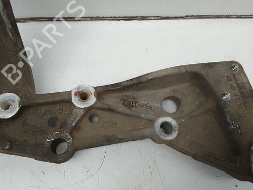 Used Right front suspension arm VW GOLF VI (5K1) 2.0 TDI (170 hp) 18861777